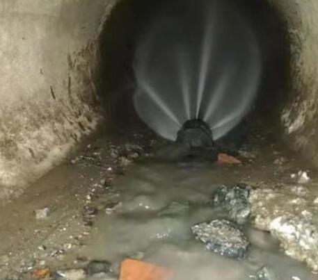 重兴镇市政管道清淤