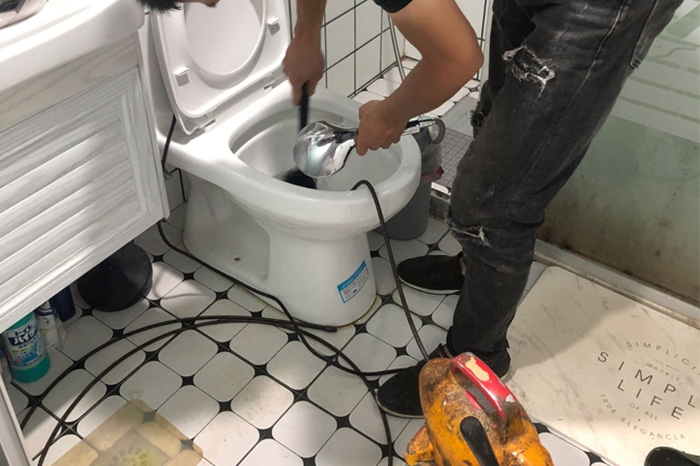 重兴镇疏通下水道