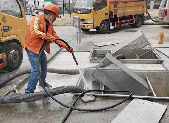 重兴镇隔油池清理